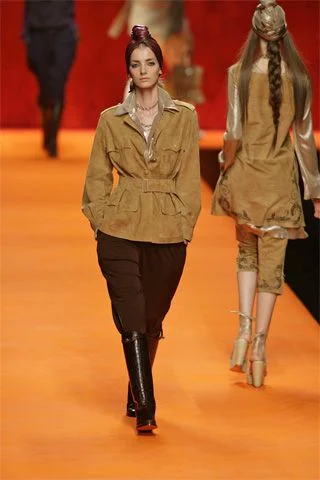 Look 13